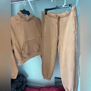 Aerie sweatsuit